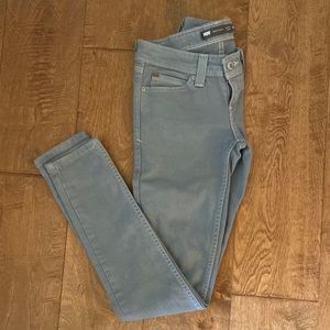 Levi’s Gray Demi Curve Low Rise Skinny Jeans Size 25